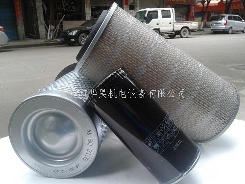 空壓機(jī)油氣分離器圖片